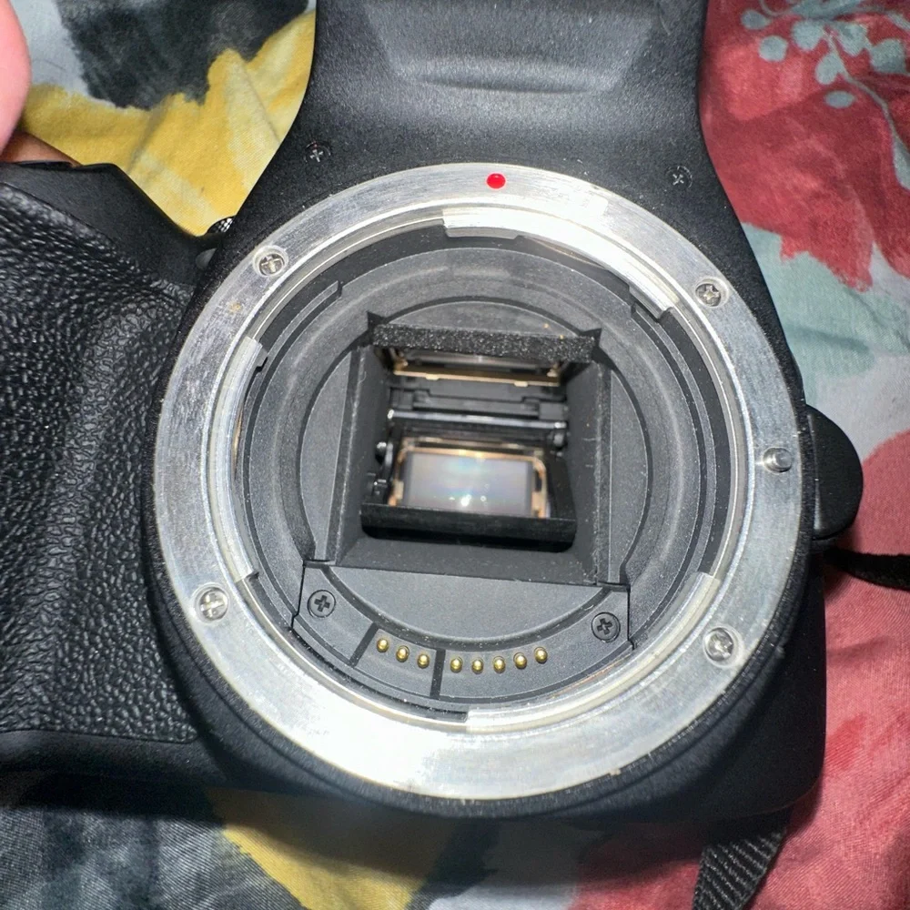 Canon Eos 2000d